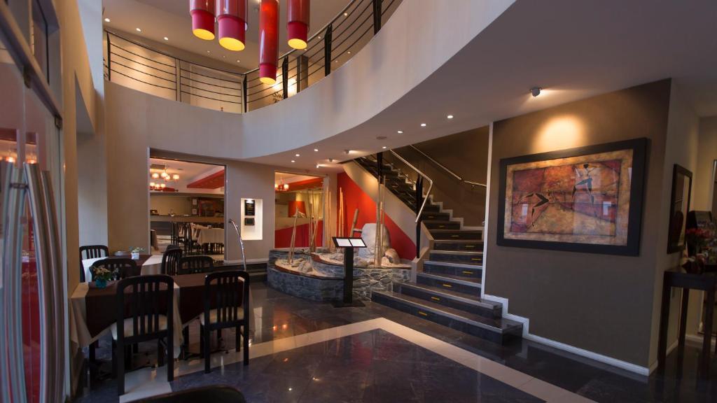 Howard Johnson By Wyndham San Pedro Exteriér fotografie